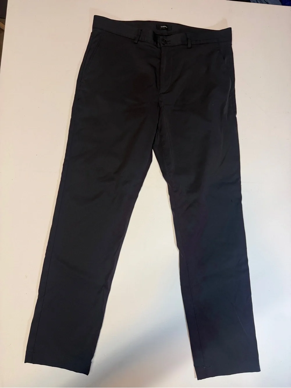 Theory Men's Chinos in Black